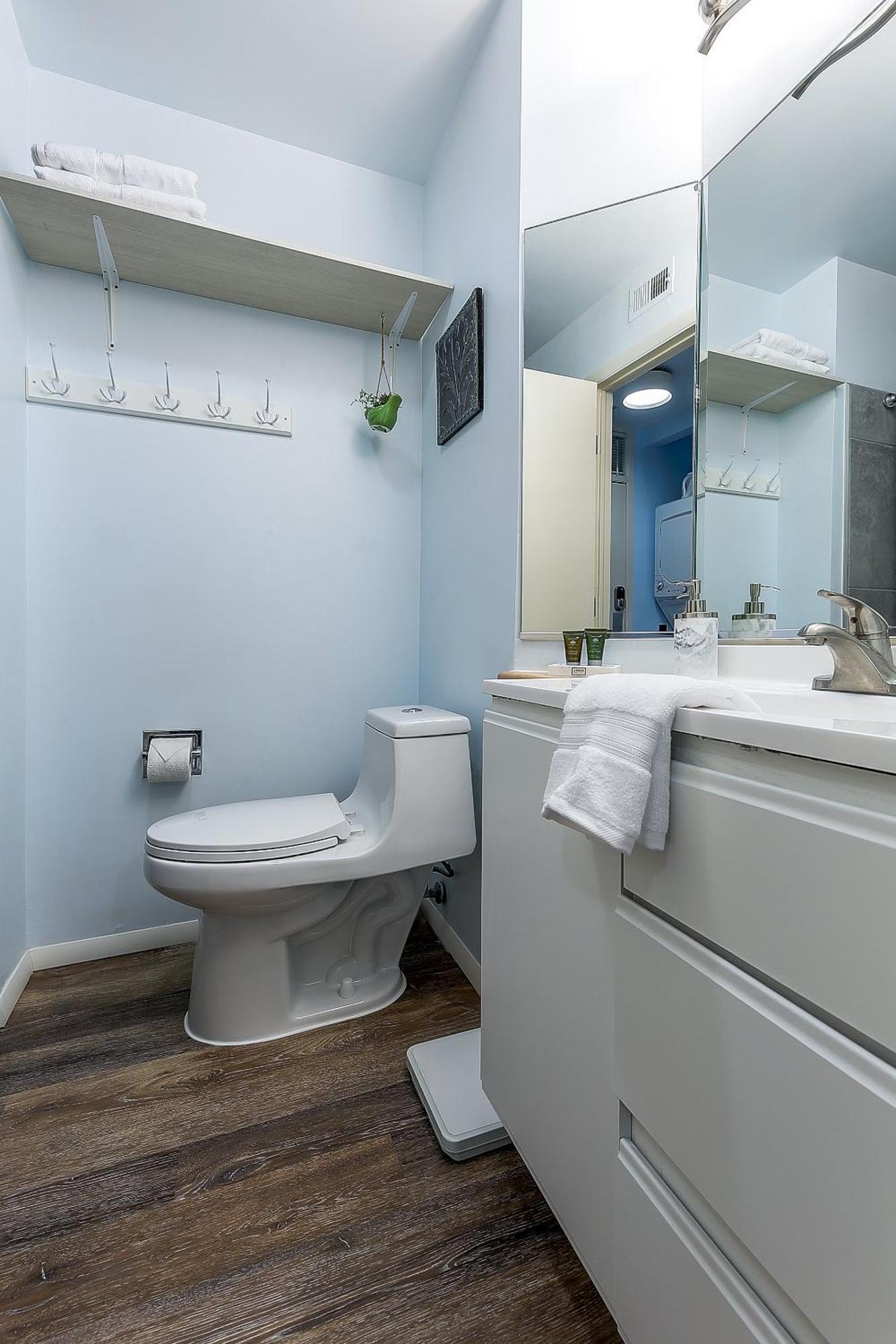 Beautiful Lake View Studio Condo At The Shores 트래버스 시티 외부 사진